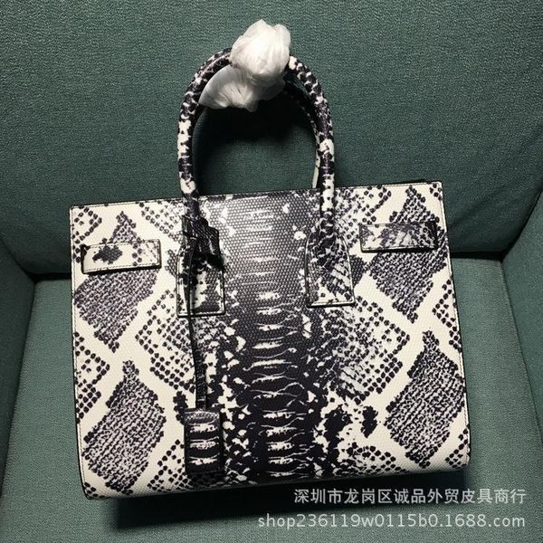 dusa2019 genuine woman leather snake hand bill lading shoulder organ package i real front the rest of his life an bag
dusa2019 genuine woman leather snake hand bill lading shoulder organ package i real front the rest of his life an bag