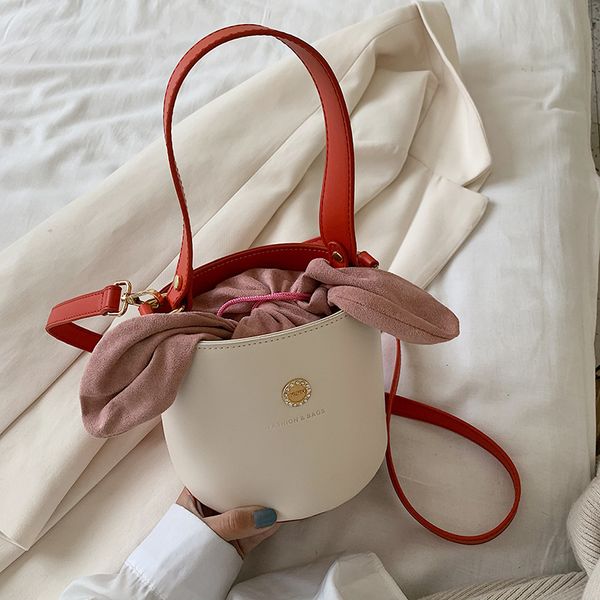мода корейских женщин crossbody сумка 2020 ковш сумка кожа pu женские сумки плеча покупки новых женщин сумки tote
мода корейских женщин crossbody сумка 2020 ковш сумка кожа pu женские сумки плеча покупки новых женщин сумки tote