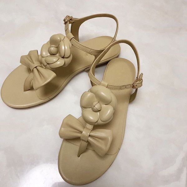single causal shoes flip flops for woman flat heel shoes with flower fashionable comfortable soft sole, Black
single causal shoes flip flops for woman flat heel shoes with flower fashionable comfortable soft sole, Black