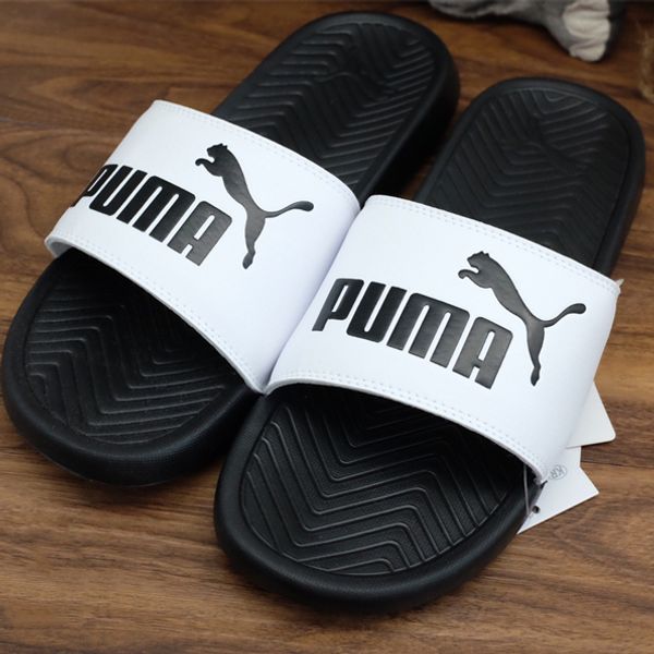 2020 wholesale mens womens designerscuffs fashion black and white sport brandslipper summer beach slippers p01 20022006w
2020 wholesale mens womens designerscuffs fashion black and white sport brandslipper summer beach slippers p01 20022006w