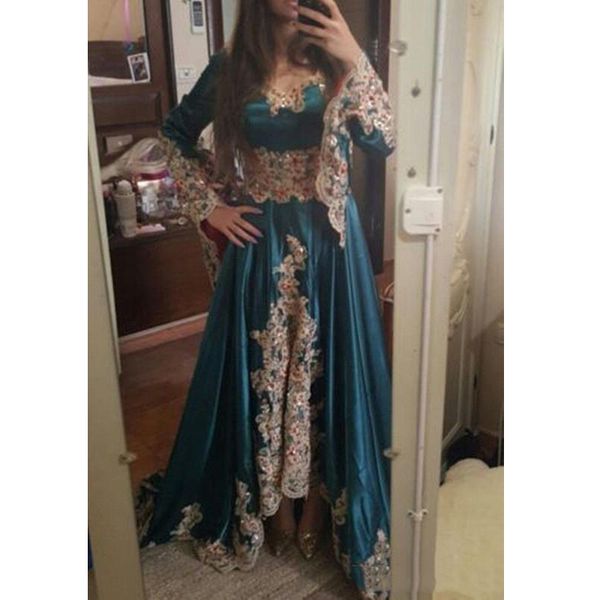 2019 arabic long sleeve a line evening dresses long sleeve floral applique custom prom gowns vestido formal party dress, Black;red
2019 arabic long sleeve a line evening dresses long sleeve floral applique custom prom gowns vestido formal party dress, Black;red
