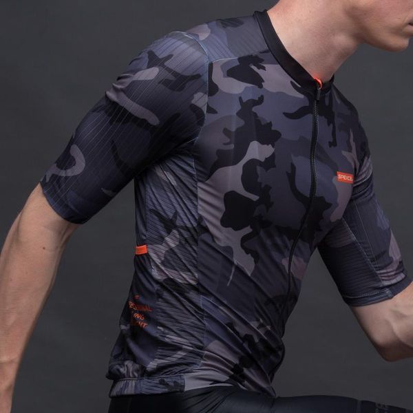 racing jackets spexcel 2021 camouflag aero cycling jersey short sleeve road mtb shirt aerodynamics stripe fabric at and back, Black;red
racing jackets spexcel 2021 camouflag aero cycling jersey short sleeve road mtb shirt aerodynamics stripe fabric at and back, Black;red