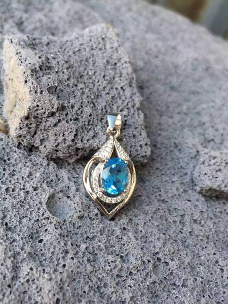 natural blue z pendant s925 silver natural gemstone pendant necklace trendy elegant water droplets women girl party jewelry 
natural blue z pendant s925 silver natural gemstone pendant necklace trendy elegant water droplets women girl party jewelry