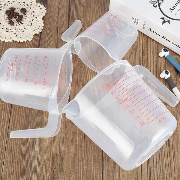 reusable 250/500/1000ml plastic measuring cups jug pour spout container with scale kitchen baking measuring tools
reusable 250/500/1000ml plastic measuring cups jug pour spout container with scale kitchen baking measuring tools