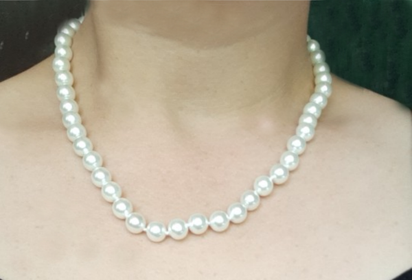 woman jewelry necklace 10mm round bead bright white natural south sea shell pearl necklace 18'' 45cm gold clasp, Silver
woman jewelry necklace 10mm round bead bright white natural south sea shell pearl necklace 18'' 45cm gold clasp, Silver