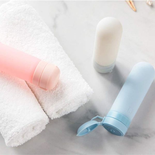 1pcs family travel lotion bottle travel sub bottle silicone portable easy soft skin-friendly healthy safe 45ml piece
1pcs family travel lotion bottle travel sub bottle silicone portable easy soft skin-friendly healthy safe 45ml piece