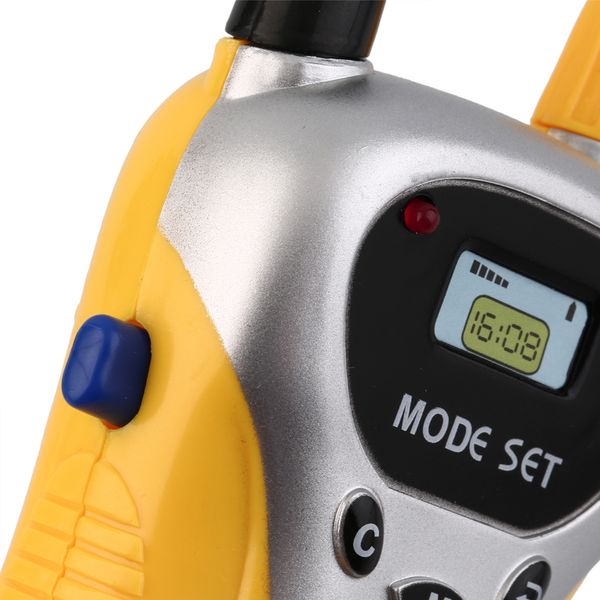 2pcs children toys walkie talkie phone kids two-way radio electronic gadgets toy for children educational play game
2pcs children toys walkie talkie phone kids two-way radio electronic gadgets toy for children educational play game