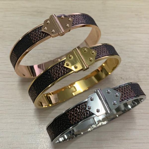 19cm brand leather bracelets jewelry for women men 316l stainless steel designer bracelets bangles pulseiras accessories gifts wholesale, Black
19cm brand leather bracelets jewelry for women men 316l stainless steel designer bracelets bangles pulseiras accessories gifts wholesale, Black