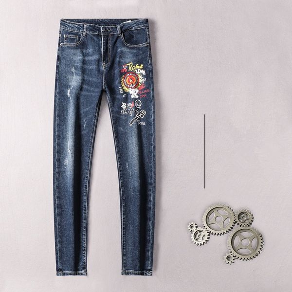 2020 новое прибытие зимы mens конструктора jeans паттен стиль омывается мода мужские джинсы джинсы тонкий бизнес досуг каузальный синий верх, Blue
2020 новое прибытие зимы mens конструктора jeans паттен стиль омывается мода мужские джинсы джинсы тонкий бизнес досуг каузальный синий верх, Blue