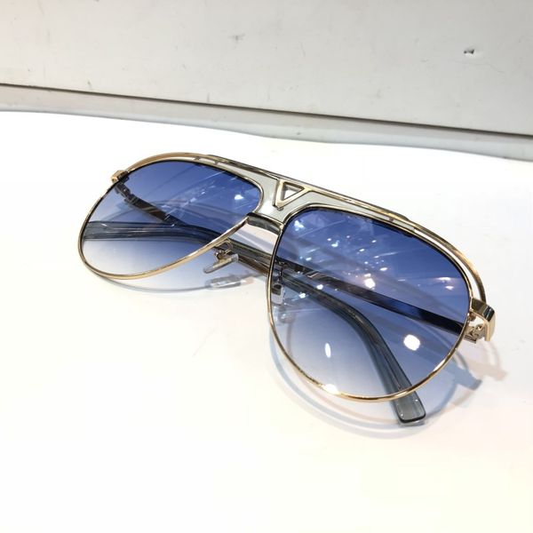wholesale- sunglasses for fashion mascot oval 1030 design uv protection lens coating mirror lens color plated frame come with case, White;black
wholesale- sunglasses for fashion mascot oval 1030 design uv protection lens coating mirror lens color plated frame come with case, White;black