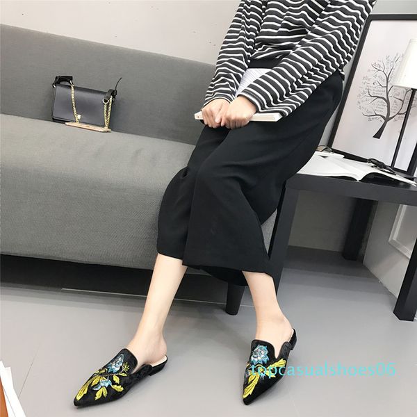 gold velvet pointed toe slippers embroidery mules flats shoes woman plus size 34-41 leisure slides femme comfy casual flip flops t06, Black
gold velvet pointed toe slippers embroidery mules flats shoes woman plus size 34-41 leisure slides femme comfy casual flip flops t06, Black