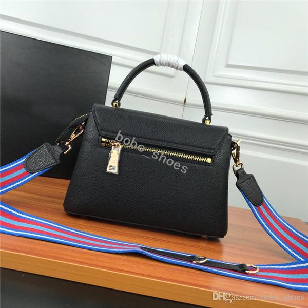 designer handbags famous brand shoulder bags real leather women tote bag business notebook crossbody bag purse
designer handbags famous brand shoulder bags real leather women tote bag business notebook crossbody bag purse