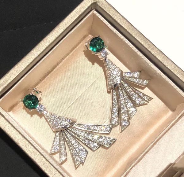 luxury designer earrings sector skirt earrings s925 sterling silver post dangle earrings party wedding lovers gift
luxury designer earrings sector skirt earrings s925 sterling silver post dangle earrings party wedding lovers gift
