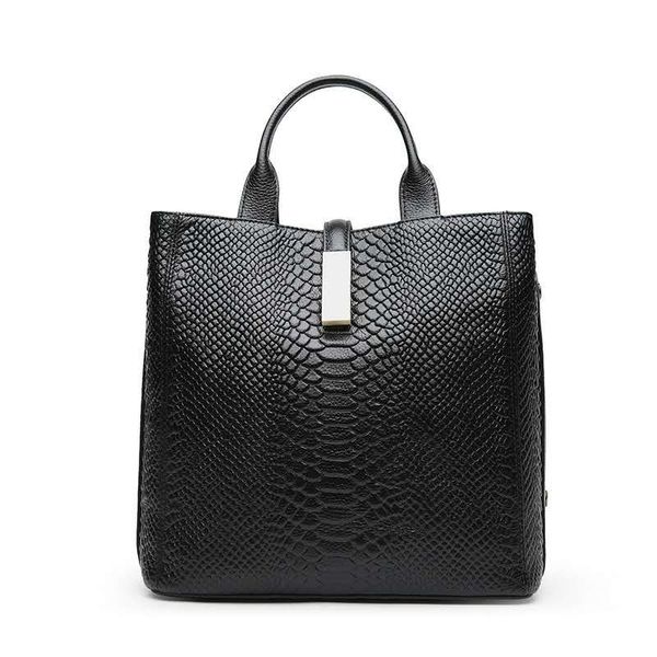 black leather handbag women crocodile design handbag big european and american fashion shoulder cross bag gift 0875
black leather handbag women crocodile design handbag big european and american fashion shoulder cross bag gift 0875