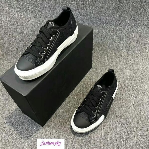 classics b23 "single m classic as the main vision, in the way of large-area printing on the upper lovers shoes size 37, Black
classics b23 "single m classic as the main vision, in the way of large-area printing on the upper lovers shoes size 37, Black