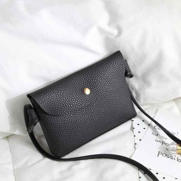 2020 women's shoulder bag korean version of the small fragrance crossbody bag female spring wild all-match square
2020 women's shoulder bag korean version of the small fragrance crossbody bag female spring wild all-match square