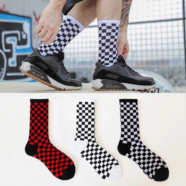 1 pair grid pattern men socks street funny skateboard business socks pure cotton leisue& dress lattice men long, Black
1 pair grid pattern men socks street funny skateboard business socks pure cotton leisue& dress lattice men long, Black