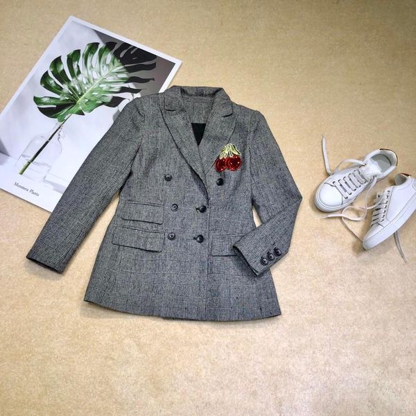 2019 autumn and winter new women retro british style pattern cherry beaded double breasted wool suit jacket 0816, White;black
2019 autumn and winter new women retro british style pattern cherry beaded double breasted wool suit jacket 0816, White;black