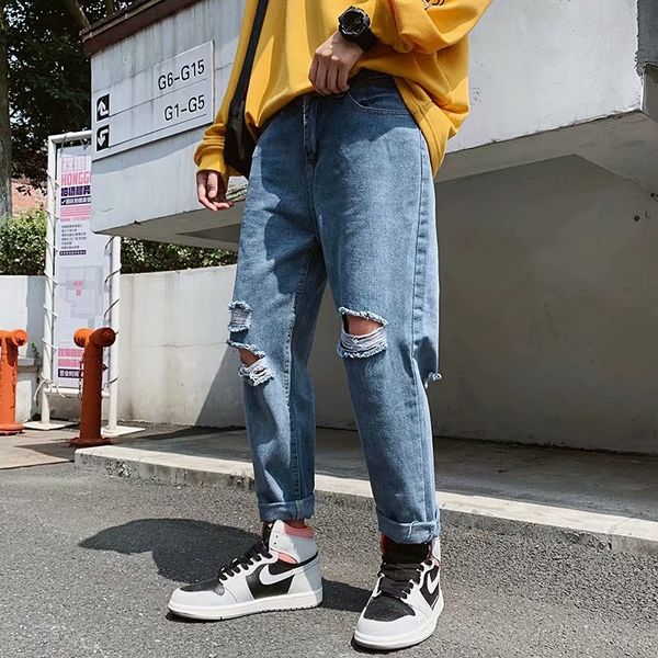 men's jeans wholesale 2021 ripped brand ankle length pants slim feet summer thin korean light color beggar, Blue 
men's jeans wholesale 2021 ripped brand ankle length pants slim feet summer thin korean light color beggar, Blue