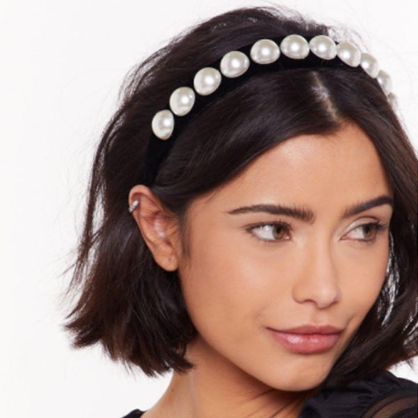 fashion trendy luxury designer vintage big pearl comfortable black velvet headbands hair jewelry for woman girls, Silver
fashion trendy luxury designer vintage big pearl comfortable black velvet headbands hair jewelry for woman girls, Silver
