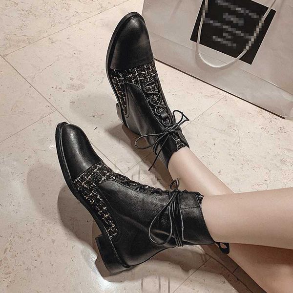 round toe cross-tied motocycle boots fashion women ankle boots autumn patchwork genuine leather low heels shoes woman size 42 43, Black
round toe cross-tied motocycle boots fashion women ankle boots autumn patchwork genuine leather low heels shoes woman size 42 43, Black