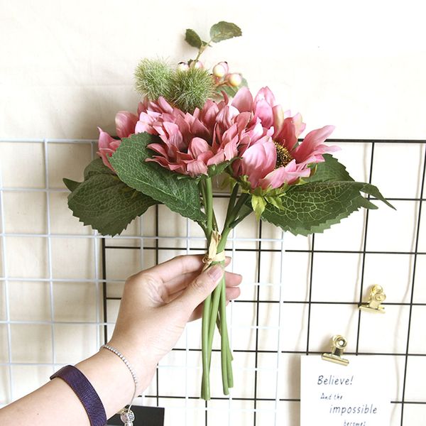 sunflower european simulation flower manufacturers home decoration wedding hand-held wall fake flower wedding celebration
sunflower european simulation flower manufacturers home decoration wedding hand-held wall fake flower wedding celebration