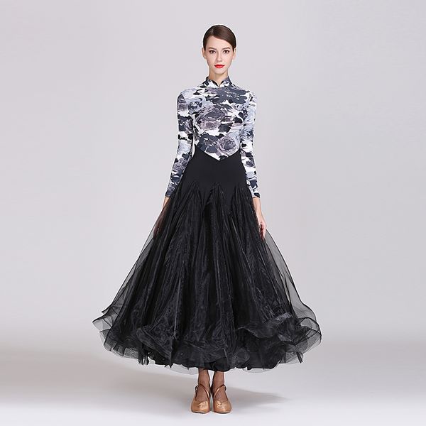 modern dance costumes women ballroom dance wear waltz performance uniforms ball training clothes printing big dress 1870, Black;red
modern dance costumes women ballroom dance wear waltz performance uniforms ball training clothes printing big dress 1870, Black;red