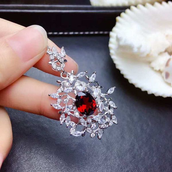 video fidelity natural 8*10mm garnet pendants s925 sterling silver beautiful fine jewelry for women party natural red gemstone
video fidelity natural 8*10mm garnet pendants s925 sterling silver beautiful fine jewelry for women party natural red gemstone