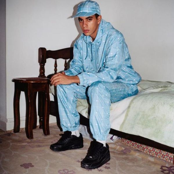 18ss fashion jacket women men box logo crocodile collab reflective grid nylon anorak pizex hoodie suit trousers pants tracksuit hfwptz004, Black;brown
18ss fashion jacket women men box logo crocodile collab reflective grid nylon anorak pizex hoodie suit trousers pants tracksuit hfwptz004, Black;brown