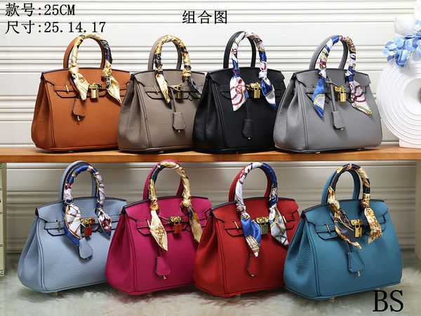 deisigner shoulder bag for women chest pack lady tote chains handbags presbyopic purse messenger bag designer handbags canvas wholesale 1025
deisigner shoulder bag for women chest pack lady tote chains handbags presbyopic purse messenger bag designer handbags canvas wholesale 1025