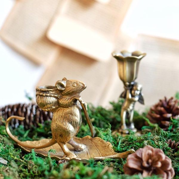 american brass retro nostalgic mouse rowing candle candlestick home deskdecoration church candlestick
american brass retro nostalgic mouse rowing candle candlestick home deskdecoration church candlestick
