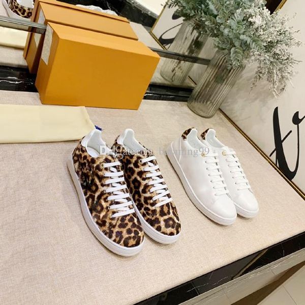 2019 new arrival fashion men women casual shoes leopard print designer sneakers shoes high white genuine leather classic flower shoes, Black
2019 new arrival fashion men women casual shoes leopard print designer sneakers shoes high white genuine leather classic flower shoes, Black