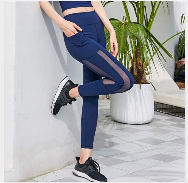 women's yoga clothes, high-waist yoga tight pants, large-size sports running pocket fitness pants, White;black
women's yoga clothes, high-waist yoga tight pants, large-size sports running pocket fitness pants, White;black