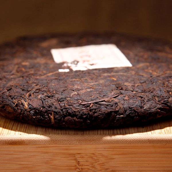 330g china yunnan specialty ancient tree ripe pu'er tea cooked tea cake jishun hao green food weight lose teaware sets
330g china yunnan specialty ancient tree ripe pu'er tea cooked tea cake jishun hao green food weight lose teaware sets