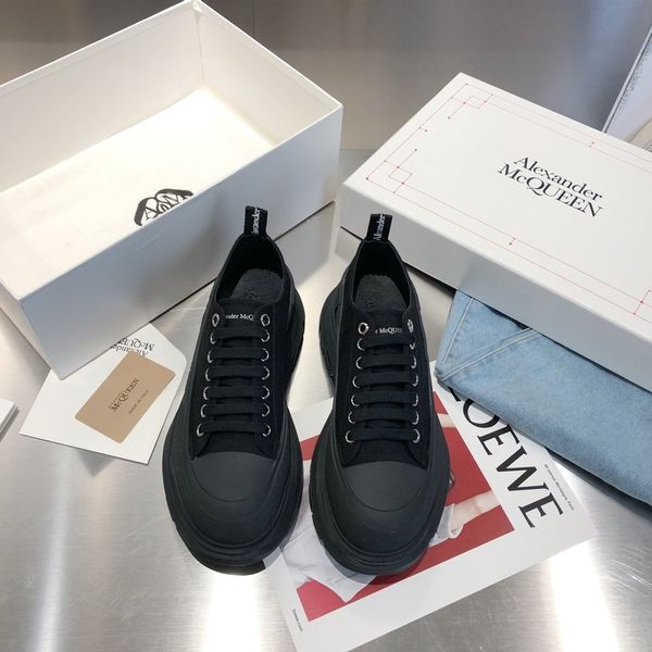 2020 latest couple fashion luxury casual sports low-shoes jogging shoes basketball round toe canvas shoes black
2020 latest couple fashion luxury casual sports low-shoes jogging shoes basketball round toe canvas shoes black