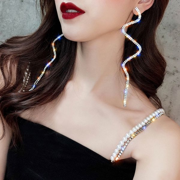 2019 new korean high-end earrings female temperament long exaggerated full diamond earrings personality super flash earrings, Golden;silver
2019 new korean high-end earrings female temperament long exaggerated full diamond earrings personality super flash earrings, Golden;silver