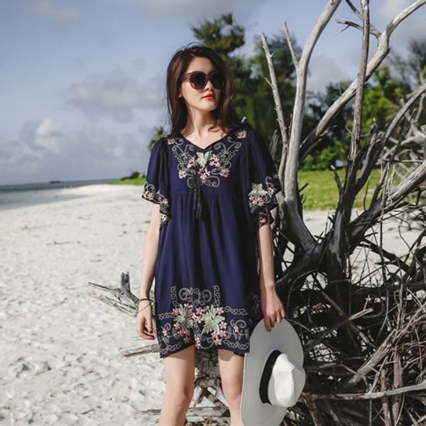 2018 spring and summer new style industrial floral-print embroidered crew neck lace-up bell sleeve chiffon shirt dress f104, White;black
2018 spring and summer new style industrial floral-print embroidered crew neck lace-up bell sleeve chiffon shirt dress f104, White;black