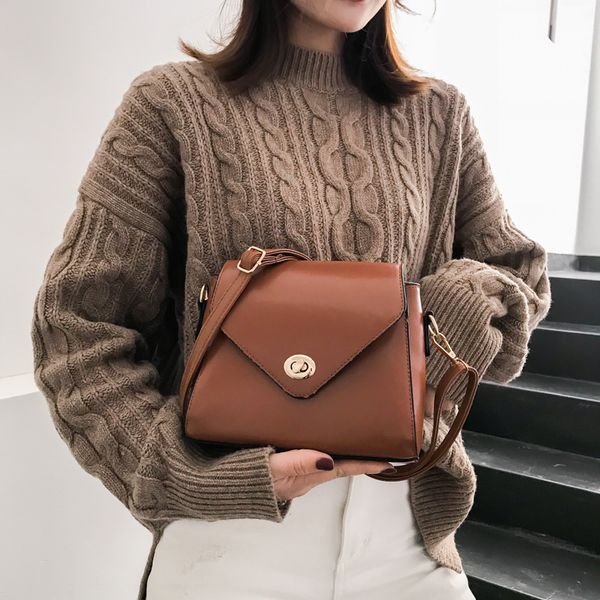 designer-fashion women's bag diagonal bag 2020 new simple shoulder retro small square casual women's
designer-fashion women's bag diagonal bag 2020 new simple shoulder retro small square casual women's