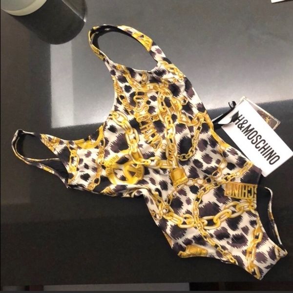 leopard bikinis 2020 micro bikini set push up high cut swimwear women mini swimsuit female bathing suit, White;black
leopard bikinis 2020 micro bikini set push up high cut swimwear women mini swimsuit female bathing suit, White;black