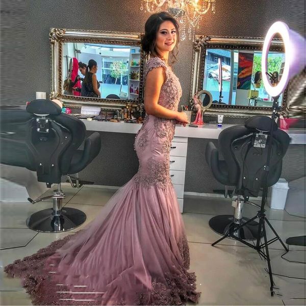 dusty pink appliques evening dress vestido de festa women prom formal party wear maxi gowns with train buttons backless bridal mother dress, Black;red
dusty pink appliques evening dress vestido de festa women prom formal party wear maxi gowns with train buttons backless bridal mother dress, Black;red