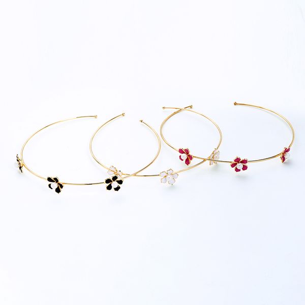 kissme exquisite acrylic pearl red&black&white enamel little flowers women torques fashion gold color brass jewelry accessory, Silver
kissme exquisite acrylic pearl red&black&white enamel little flowers women torques fashion gold color brass jewelry accessory, Silver