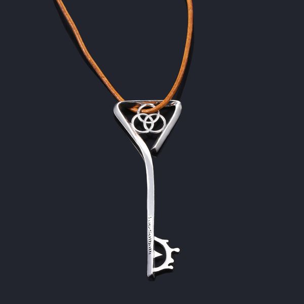 cthulhu mythos knowledge key metal necklace decoration accessories a gift for a friend, Silver
cthulhu mythos knowledge key metal necklace decoration accessories a gift for a friend, Silver