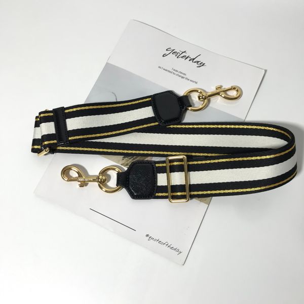 wide shoulder strap camera bag double zipper color matching shoulder bag envelope oblique cross bag female star same paragraph
wide shoulder strap camera bag double zipper color matching shoulder bag envelope oblique cross bag female star same paragraph