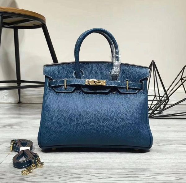 2018 35cm 30cm 25cm big brand de igner tote houlder bag handbag with better lock hardware women lady real uper oft genuine leather
2018 35cm 30cm 25cm big brand de igner tote houlder bag handbag with better lock hardware women lady real uper oft genuine leather