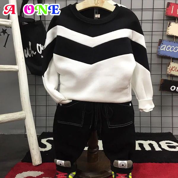 winter boys hoodedies casual striped tracksuit cotton thicken velvet t-shirt for boy black pullover boys casual outfits 2~8 yrs, White
winter boys hoodedies casual striped tracksuit cotton thicken velvet t-shirt for boy black pullover boys casual outfits 2~8 yrs, White