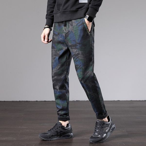 fashion new camouflage printing drawstring waist mens denim pants winter thick warm fleece lining casual full length trousers, Black
fashion new camouflage printing drawstring waist mens denim pants winter thick warm fleece lining casual full length trousers, Black
