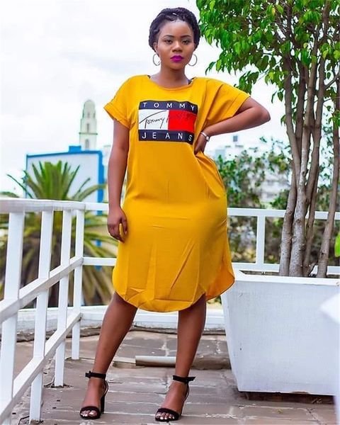 Womens Summer Designer Letter Print Dresses Yellow Crew Neck Short Sleeve Loose Female Clothing Casual Apparel
