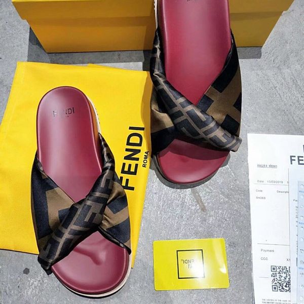 19SS Дизайнерская Женская Обувь Дышащая Дизайнерская Женская Обувь Высокие Каблук
19SS Дизайнерская Женская Обувь Дышащая Дизайнерская Женская Обувь Высокие Каблук