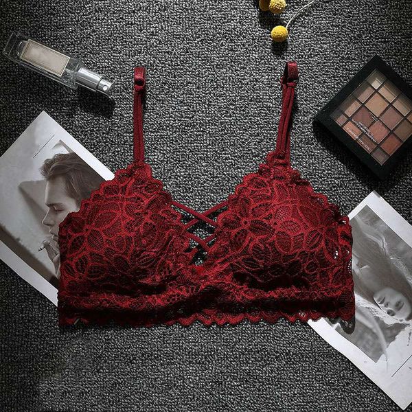 bras lingerie soft seamless lace bra women wireless thin padded underwear, Red;black
bras lingerie soft seamless lace bra women wireless thin padded underwear, Red;black