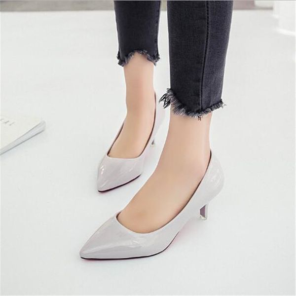 small fresh stiletto pointed high heels female autumn 2019 new wild fashion comfortable high-heeled shoes, Black
small fresh stiletto pointed high heels female autumn 2019 new wild fashion comfortable high-heeled shoes, Black